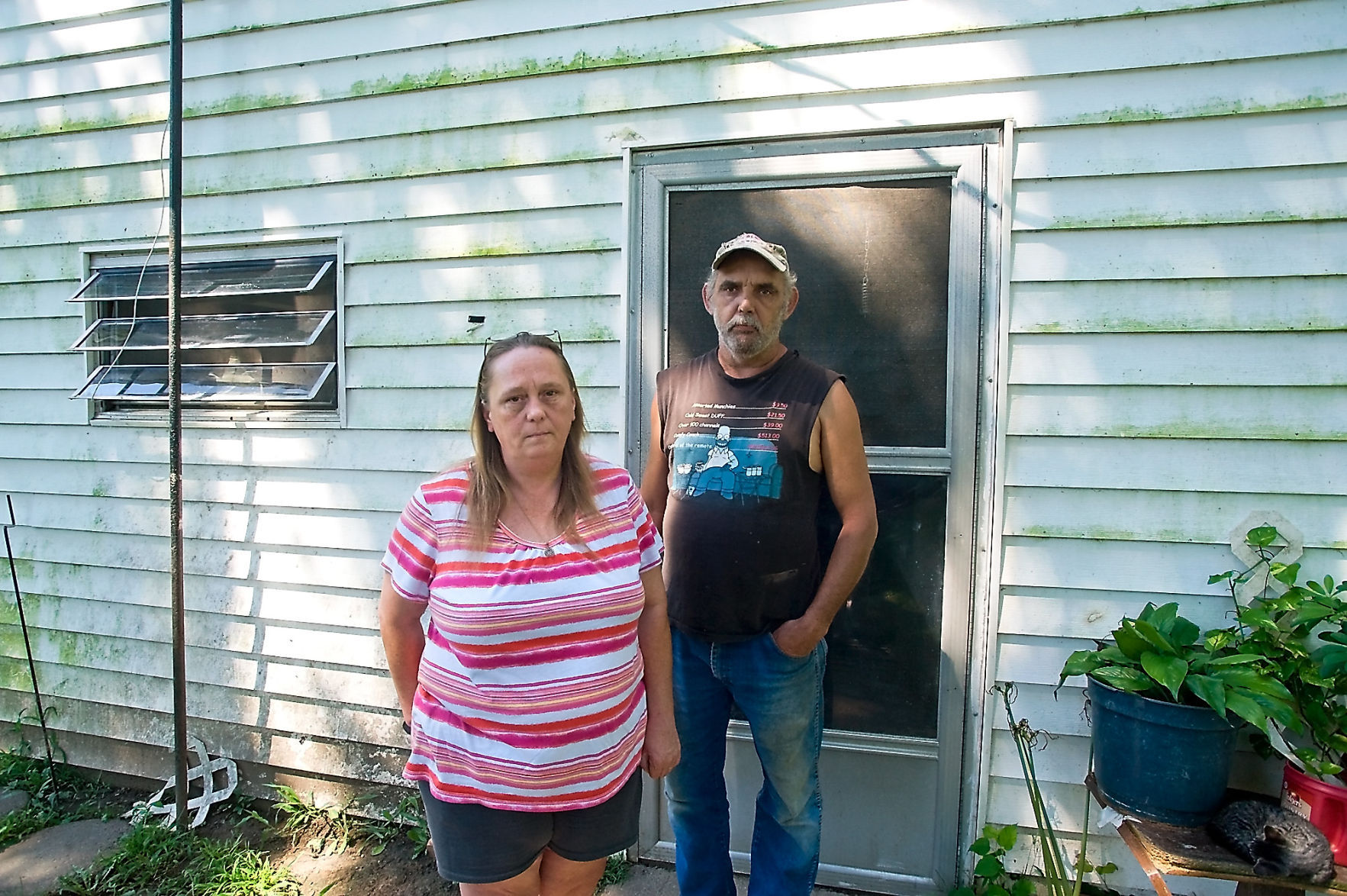 McLeansboro family has to leave garage used as home